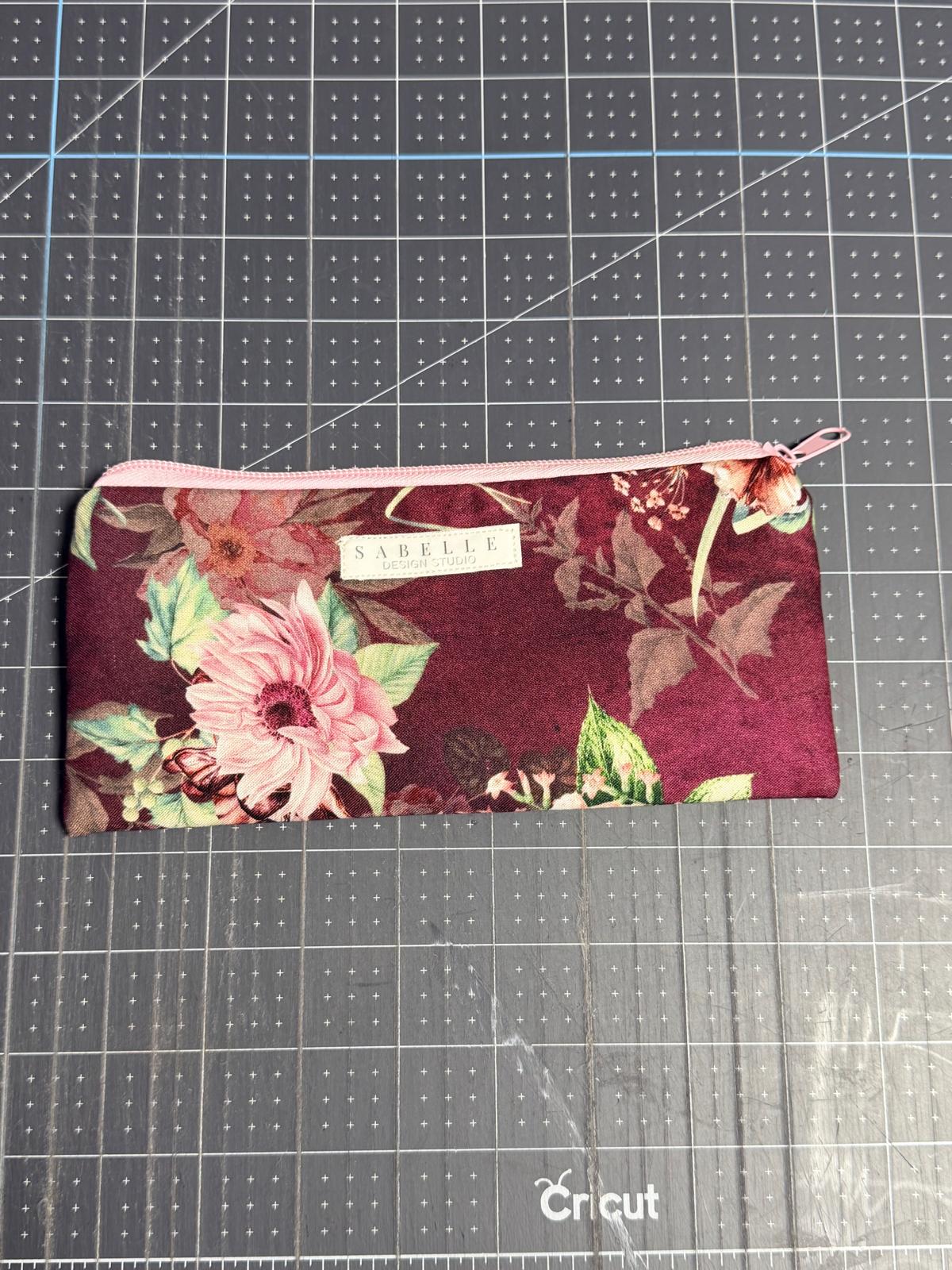 Sabelle Essential Pouch