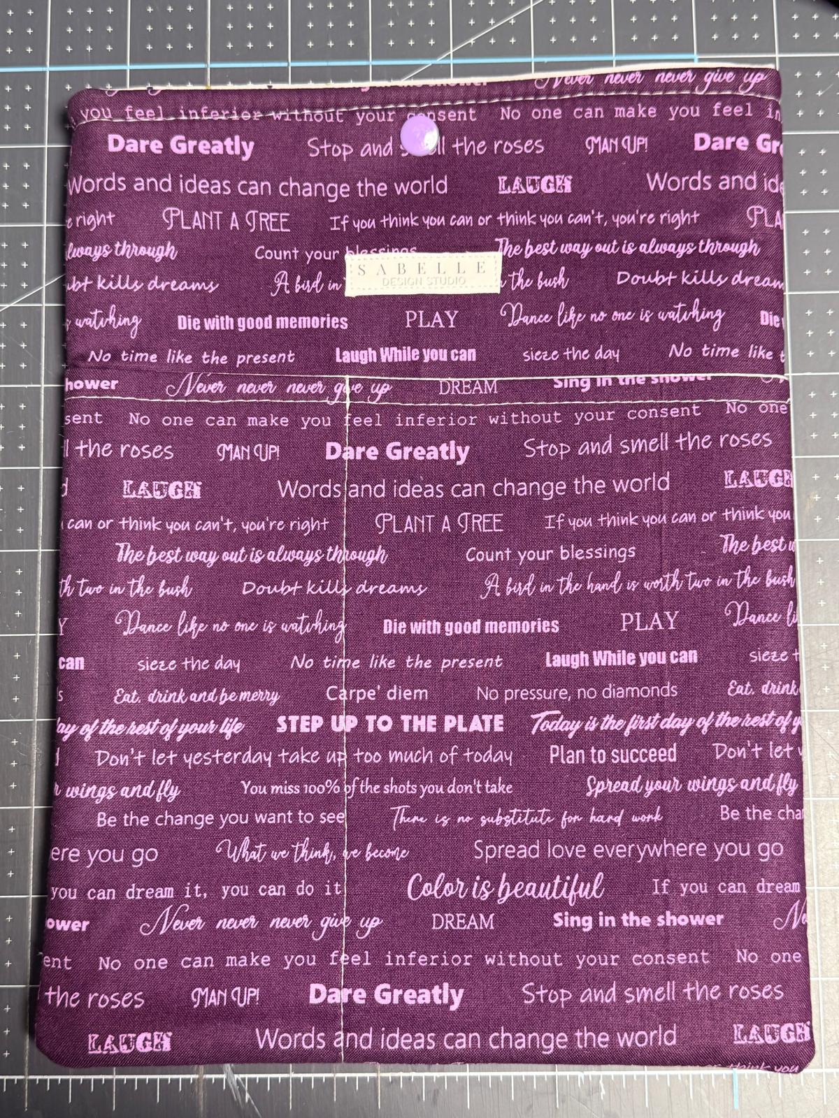Emilie Booklover Sleeve